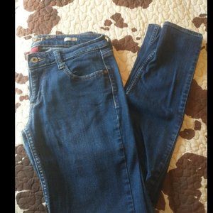 Super skinny jeans